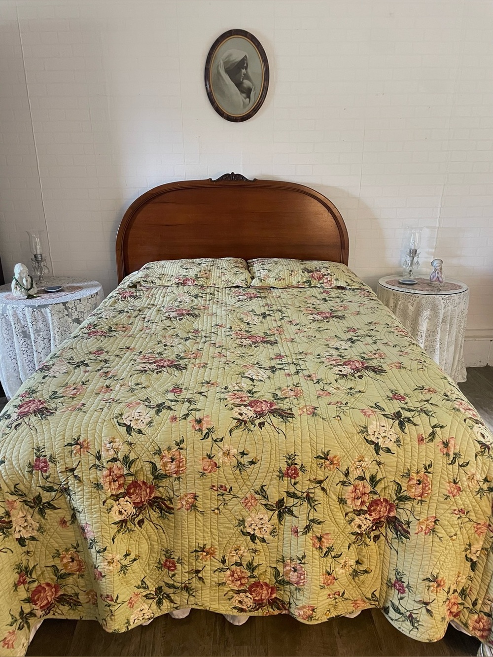 Vintage Quilt Bedspread w Shams Roses Green & Pink Cotton Shabby Cottage 86x110